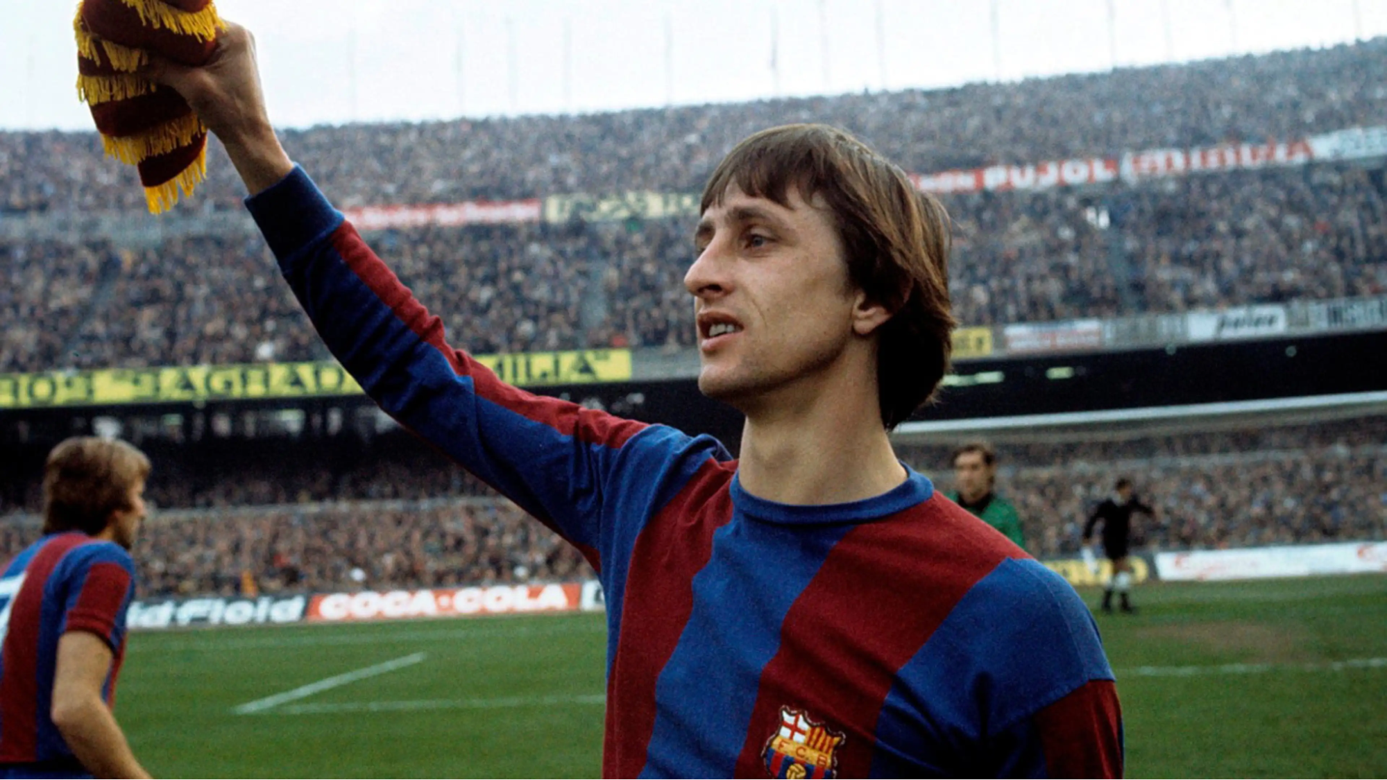 Johan Cruyff – tiền vệ công chuyên nghiệp